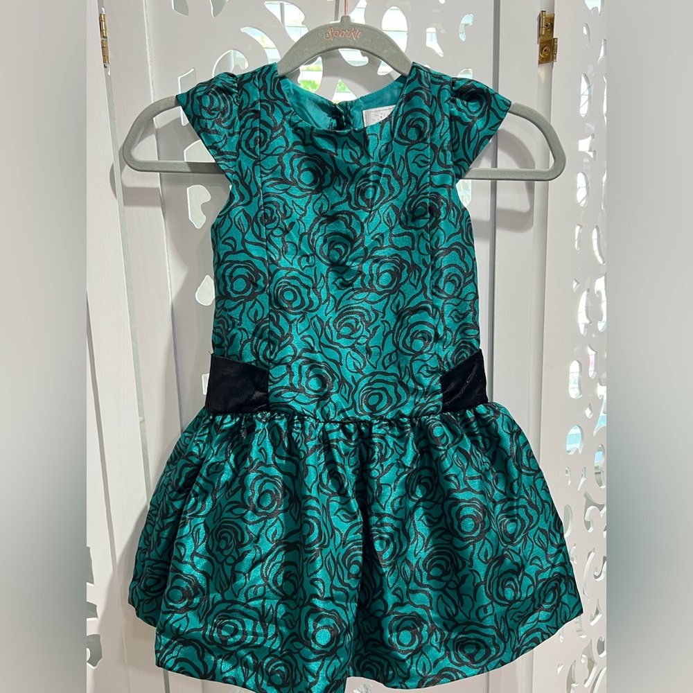 Girls dress 4T